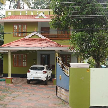 Standard Homes 瓦尔卡拉 外观 照片
